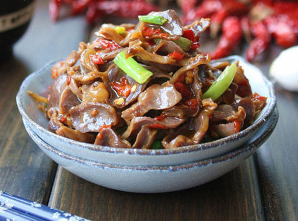 剁椒炒鸡胗